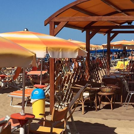 Hotel Lido Follonica Luaran gambar