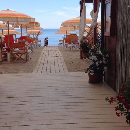 Hotel Lido Follonica Luaran gambar