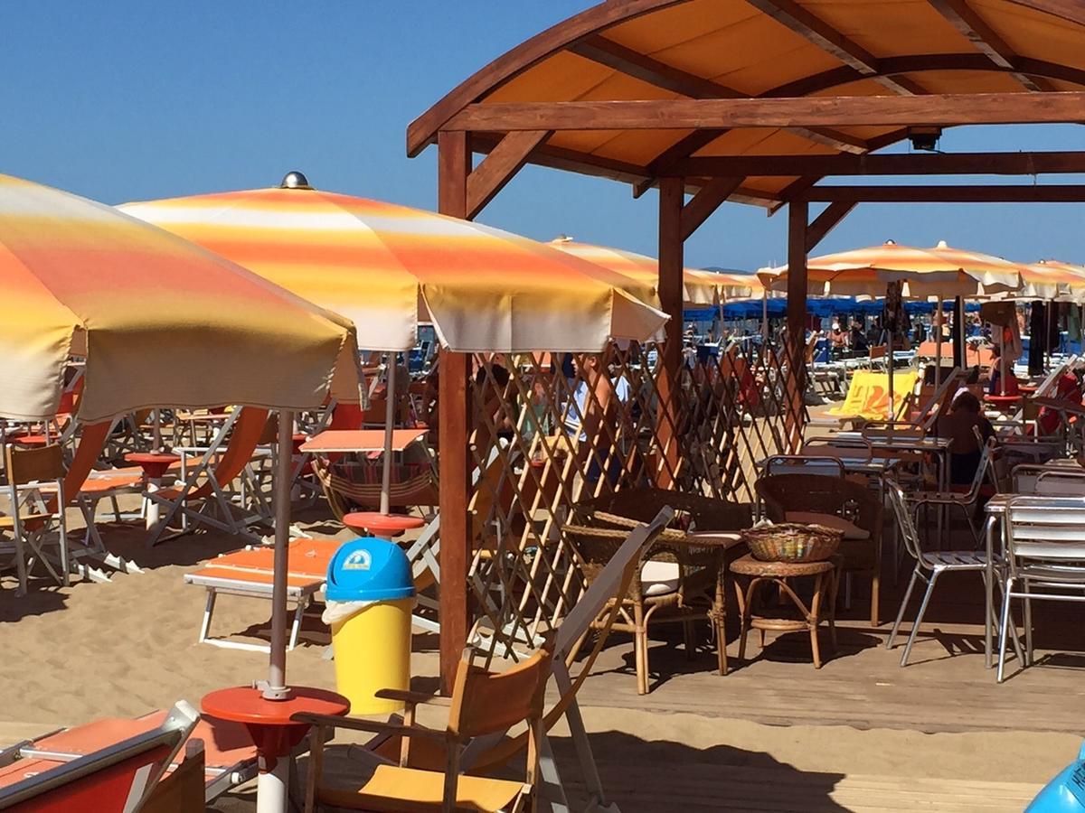 Hotel Lido Follonica Luaran gambar